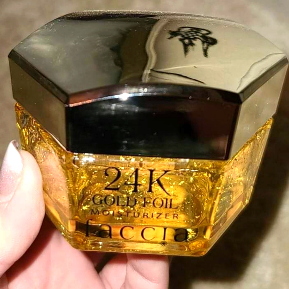 Faccia 24k Gold Foil Moisturizer